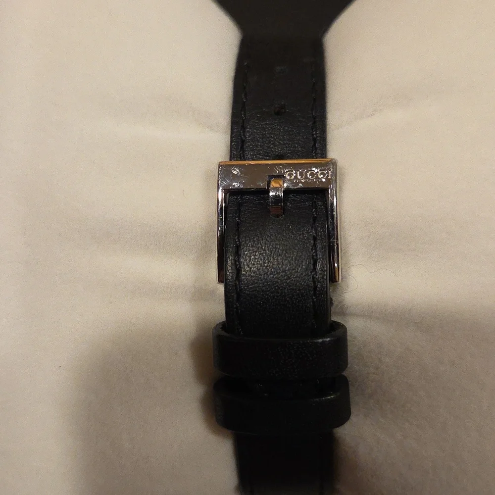 Gucci Black and Silver Watch